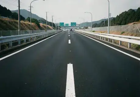 東名高速の補修
